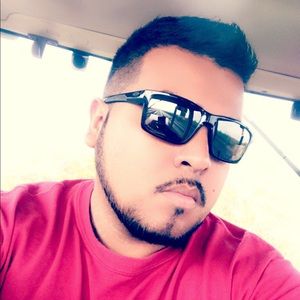 Meet your Posher, Eduardo